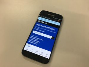 GOV.UK displayed on Samsung Internet.